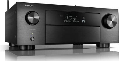Denon AVR-X4500H sort hjemmebiografsforstærker, set forfra, sort front med blå LCD-skærm, knapper og stik på fronten