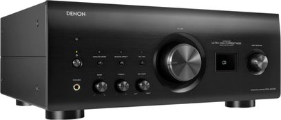 Integreret stereoforstærker Denon PMA-3000NE sort, set forfra med stor volumenkontrol og CD-display