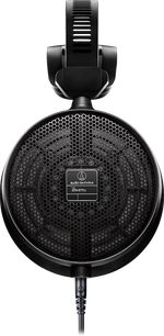 Sluchátka Audio-Technica ATH-R70x černá, pohled zepředu, hexagonální mřížka na náušnících, polstrovaný oblouk, pletený kabel