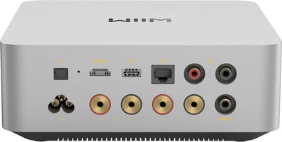 WiiM Amp Ultra sølv stereo-forstærker i sølv, set bagfra med HDMI ARC-, USB-, LAN-, RCA-porte og subwooferudgang