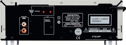 Onkyo C-733 UPP sort CD-afspiller, bagside, analog og digital lydtilslutning, fjernbetjening, laserklasse 1