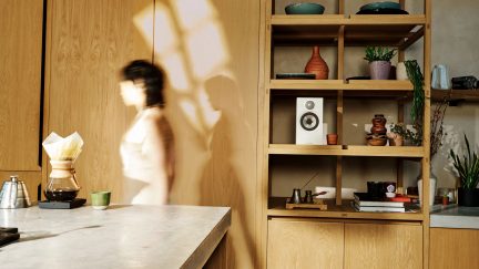 Bowers & Wilkins 607 S3