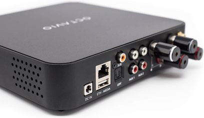 Octavio AMP 32V stereo hi-fi forstærker, bagside, RCA- og Ethernet-stik, højttalerterminaler, DC-strømforsyning, mat sort kabinet