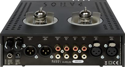 Preamplificator pentru căști Pathos Aurium 684162 negru, vedere frontală, 2 tuburi cu vid, 4 intrări RCA, 4 ieșiri pentru căști jack de 6,35 mm