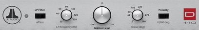 JL Audio Dominion D108 baskabin i sort ask, frontvisning af kontrolpanelet med indstillinger for LP-filter, master niveau, polaritet og fase