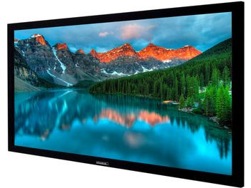 Pantalla fija Lumene Movie Palace UHD 4K 270P que muestra un paisaje de montañas nevadas y un bosque reflejándose en un lago