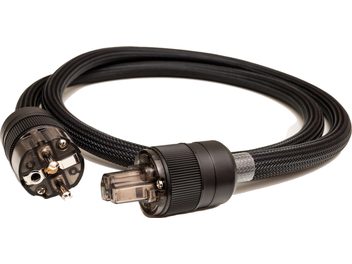 Taga Harmony TPC-TS 2m netsnoer, zwart gevlochten omhulsel, vergulde IEC- en Schuko-connectoren, bovenaanzicht op witte achtergrond