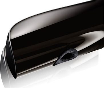 Bowers & Wilkins Panorama 2 sort soundbar, set fra siden, buet form, metalrist, fremtrædende central diskant