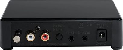 Pro-Ject Phono Box E BT hvid phono-forforstærker, bagside, RCA-stik og strømforsyning, kontakt, nærbillede
