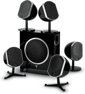 Sada reproduktorů Focal Bird + Sub Air černá, 5 kompaktních reproduktorů a 1 subwoofer na nožkách, černé provedení