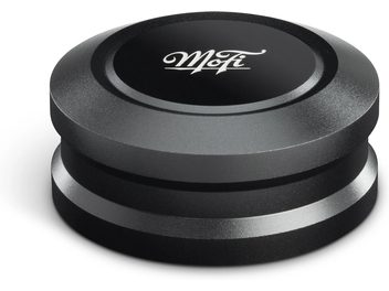 Притискний диск для вінілового програвача Mofi Electronics, матовий чорний метал, циліндричний дизайн, вид у три чверті