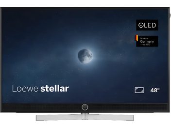 Телевизор Loewe Stellar 48 инча черен, изглед отпред, тънък екран с централна сребриста стойка и вградена звукова лента