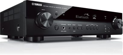 Yamaha RX-S602 Schwarz Heimkino-Verstärker, Frontansicht, schwarze Frontblende mit silbernen Knöpfen und Reglern, blaue Anzeige "Bluetooth"