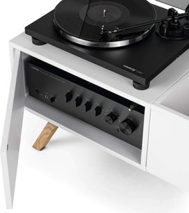 Vit Glorious Turntable lowboard med svart skivspelare, förvaring för vinylskivor och tillbehör, närbild framifrån