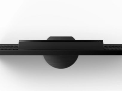 Téléviseur Panasonic TX-65MZ2000E noir, vue de face rapprochée centrée sur le pied rectangulaire et la partie inférieure de l'écran