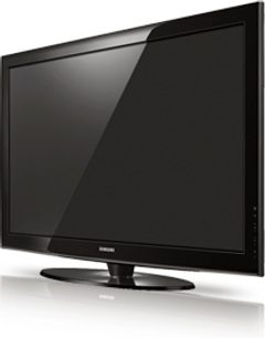 Samsung PS42B451 sort fladskærms-TV, set forfra og lidt fra siden, placeret på et stativ, slukket