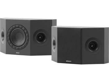 Sæt med to Elipson Prestige Facet II 7SR bipolare surroundhøjttalere i sort mat træ kabinet, trapezformet med dobbelt skråt frontpanel, cirkulær sidebaseret port, woofer omkranset af facetter og indbygget diskant, set i trekvart forfra