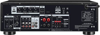 Amplificador de home theater Pioneer VSX-534, face traseira, conectividade de áudio/vídeo, entradas para caixas acústicas, antena FM, porta USB, Ethernet