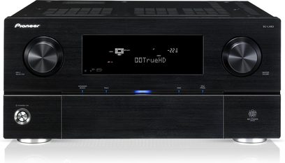 Pioneer SC-LX83 Schwarz Heimkino-Verstärker, Frontansicht, blaue Anzeige, Tasten und Anschlüsse an der Vorderseite, zwei silberne Drehregler