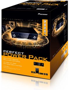 Sort Pioneer HTP-201 hjemmebiografsystem, set forfra og 3/4 bagfra, bestående af en forstærker og 5 højttalere