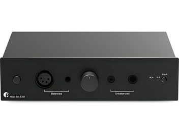 Pro-Ject Head Box S3 B črn, visokozvesti predojačevalnik za slušalke, pogled od spredaj z velikim osrednjim gumbom in avdio priključki