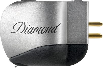 Célula de platino para vinilos Ortofon MC DIAMOND, vista lateral izquierda, carcasa plateada con inscripción "Diamond", conectores dorados