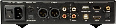 Nuprime DAC-9X sort audio-DAC-konverter, bagside, analoge og digitale audio-stik, kontakt, nærbillede