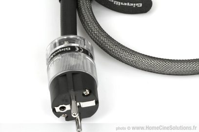 GigaWatt LC-2 EVO 1,5m netledning, sort hanstik, sort flettet kappe, nærbillede i profil