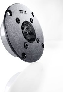 Tweeter redondo negro Canton para altavoz hi-fi, frontal metálico con rejilla perforada y tornillos visibles sobre fondo blanco