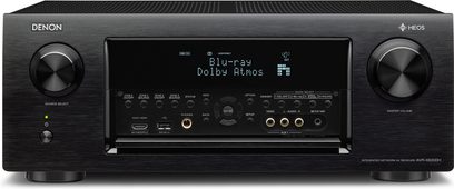 Denon AVR-X6300H sort hjemmebiografsforstærker, frontpanel, frontvisning, blåt display, sølvfarvede knapper og drejeknapper