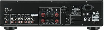 Hi-fi stereo zesilovač Pioneer A-30 černý, zadní strana, audio konektory a napájení, přepínače a voliče