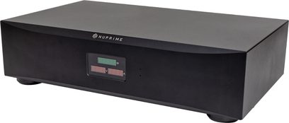 Condizionatore di rete Nuprime PURE-AC6, chassis rettangolare nero, vista in prospettiva, schermo centrale con display digitali