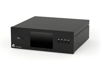 Transport CD Pro-Ject CD Box RS2 juodas metalinis, 3/4 dešinės priekinio vaizdas, centrinis ekranas ir keturi apvalių mygtukų