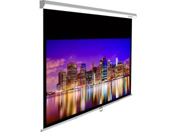 Lumene Capitol HD 280C projectiescherm met een foto van verlichte wolkenkrabbers 's nachts weerspiegeld in het water