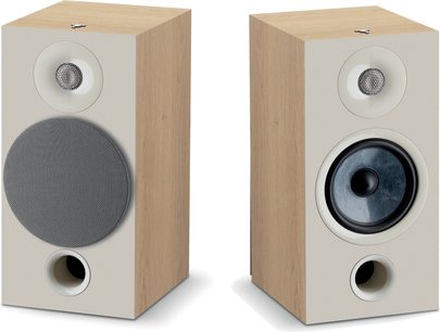 Focal Chora 806 lys træ