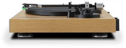 Hi-fi pladespiller Roberts RT200 sort, set forfra, placeret på en lys træsokkel, tonearm til højre