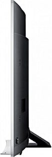 Samsung UE55HU8200 fladskærms-TV, set fra siden, flad skærm, smal sort ramme, rektangulær sort fod