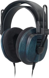 Fostex T60RP Mk2 Ai blå hi-fi-hovedtelefon med ørekopper i træ, bred sort bøjle og tykke ørepuder set i trekvart profil