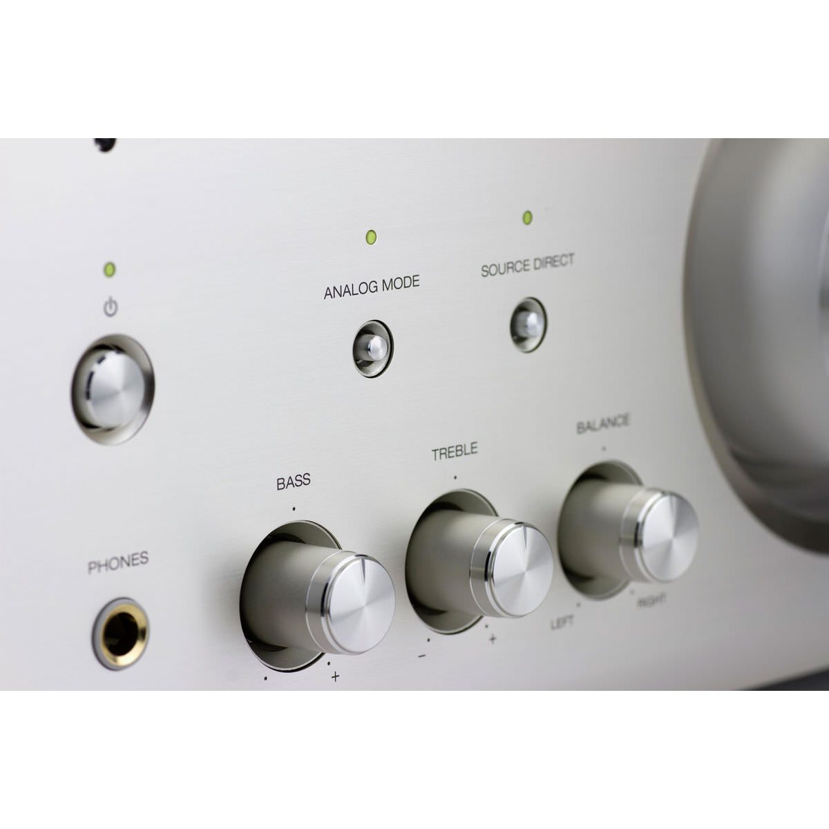Denon PMA-2500NE silver - Stereo solid-state hi-fi integrated 