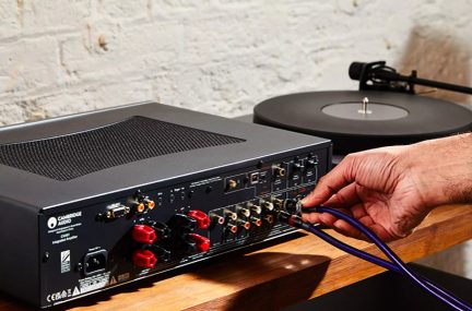 Cambridge Audio CXA81