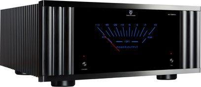 Sort, multikanals Tonewinner AD7300 PA+ effektforstærker, front med blå VU-meter, store laterale køleribber