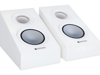 Два сателитни говорителя Monitor Audio Silver AMS 7G в сатенено бяло, изглед отгоре, кръгли черни решетки, централен високочестотен говорител