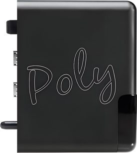 Chord Electronics Poly tinklo garso grotuvas, matinės juodos spalvos stačiakampis prietaisas, baltas rankraštinis užrašas „Poly"