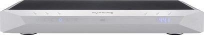 Nuprime IDA-16 sidabrinės spalvos stereo hi-fi stiprintuvas, vaizdas iš priekio, pailgos stačiakampės formos, šlifuoto aliuminio priekinis skydelis su mėlynu LED ekranu