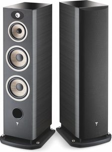 Sloupové reproduktory Focal Aria 948 dark ebony, pohled zepředu, 3 reproduktory, černá čelní strana, zaoblené hrany, černé nožky