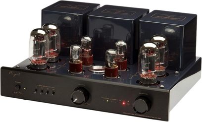 Cayin CS-88A KT88 integreret stereo rørforstærker, mørkeblåt metalchassis med sort børstet aluminiumsfront, otte synlige glasrør og tre firkantede transformatorer bagpå, set fra højre forfra i let fugleperspektiv