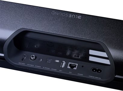 Soundbar BlueSound PULSE SOUNDBAR černý, detailní pohled zepředu na zadní konektory, porty a ovládací tlačítka