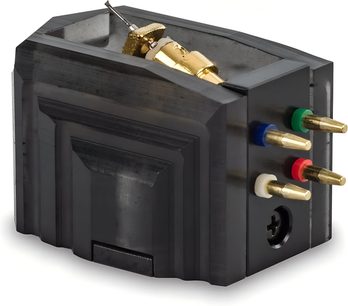 Κεφαλή phono Michell Engineering Cusis M, συνθετικό μαύρο σώμα, όψη 3/4, χρυσή βελόνα, τέσσερις έγχρωμα κωδικοποιημένες ακίδες