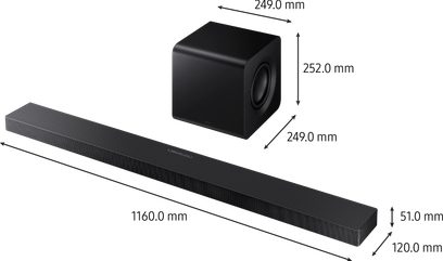 Soundbar Samsung HW-QS710F 2025 nera, griglia in metallo, subwoofer cubico nero, vista obliqua, dimensioni annotate