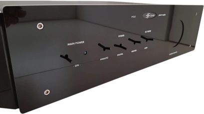 Separat strømforsyning til HI-FI elektronik Lector audio PSU-D 192, sort blank frontpanel, 4 kontakter, 1 lysindikator, 4 sølvskruer